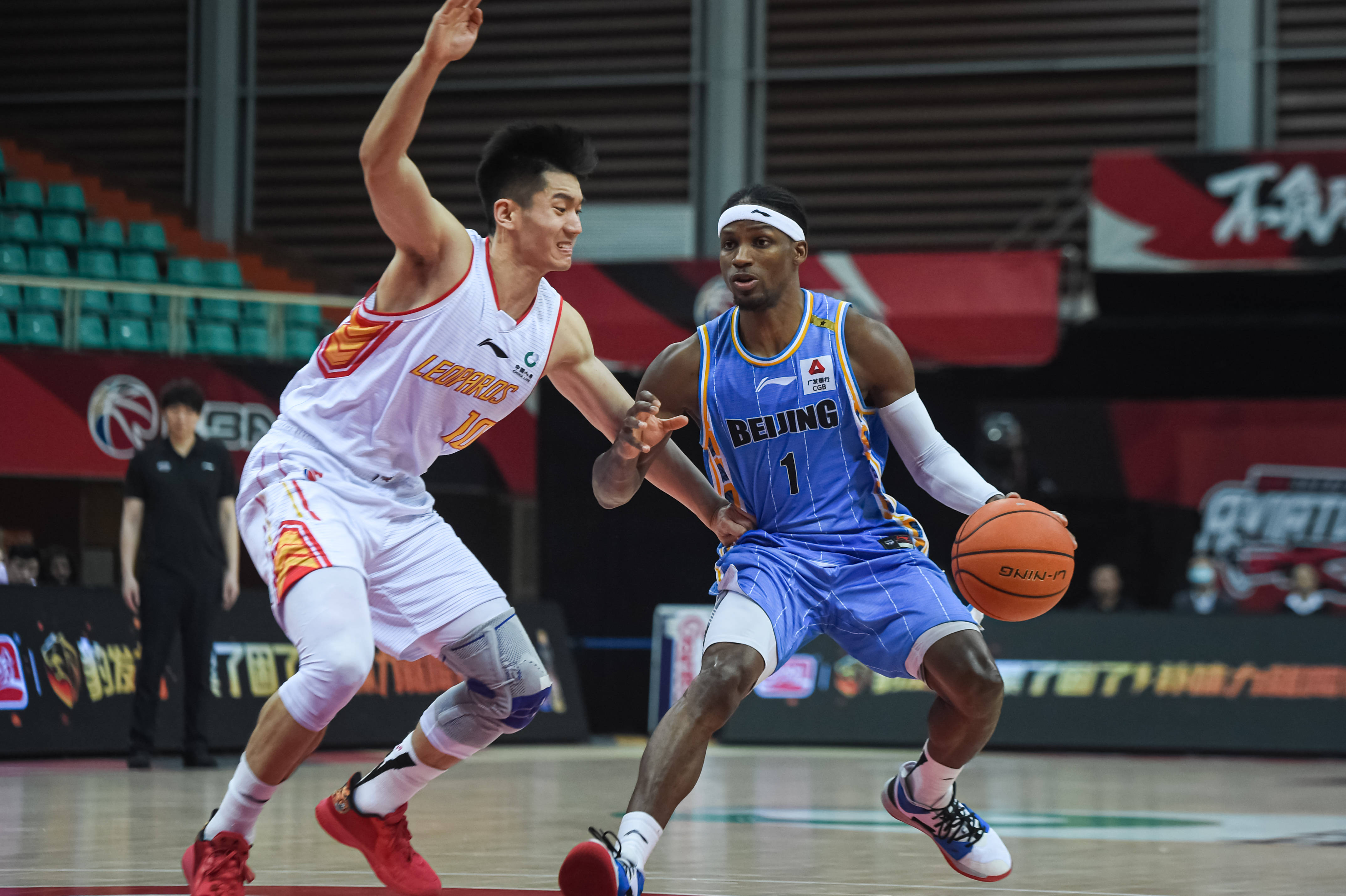 轮比赛中将 轮比赛中将