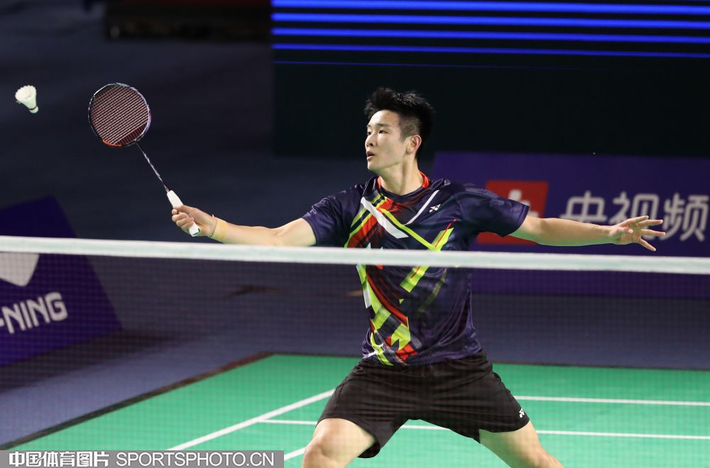 对手脚下 对手脚下